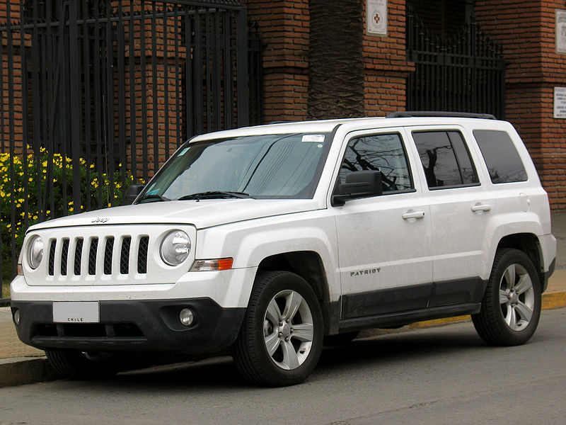 File:Jeep Patriot 2.4 Sport 2014 (15246134917).jpg