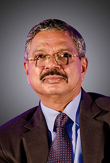 <span class="mw-page-title-main">H. L. Dattu</span> 42nd Chief Justice of India