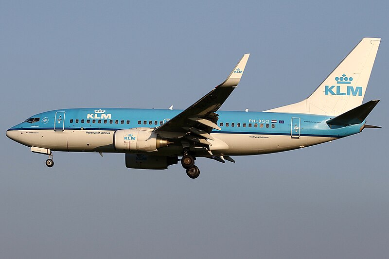 File:KLM Boeing 737-700 PH-BGO (41695945365).jpg