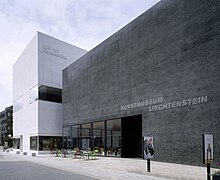 Kunstmuseum (Liechtenstein Art Museum) KML HAF aussen vom Staedtle Barbara Buehler.jpg