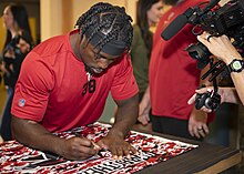 Barner with the Falcons in 2019 Kenjon Barner Falcons 2019 autograph.jpg