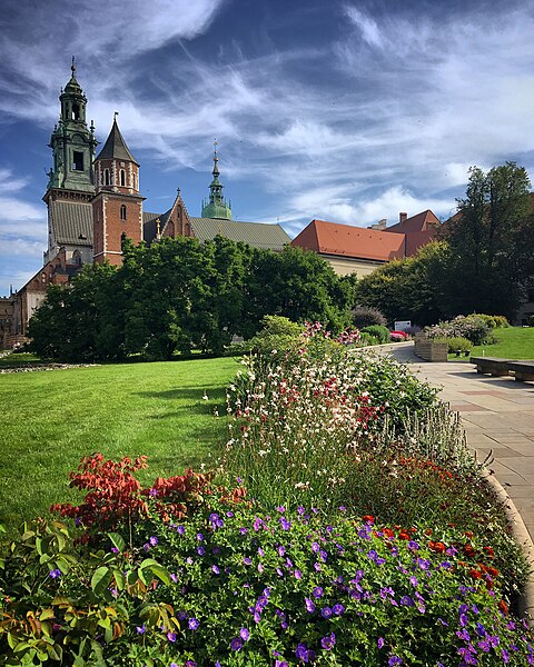 File:Kraków (46898764082).jpg