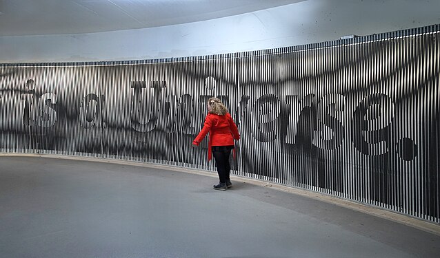 Wandverkleidung als Kunst, Tiefgarage in Graz beim Hotel Weitzer