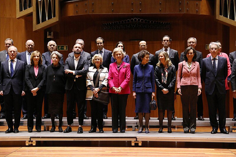 File:La alcaldesa asiste a la reunión del Patronato de la Escuela Superior de Música Reina Sofía 07.jpg