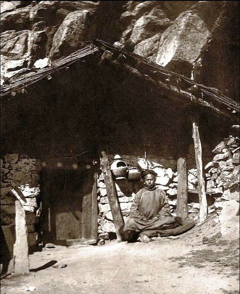 File:Lachen Gomchen Rinpoche.jpg