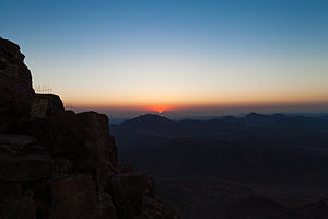 Lever de soleil Mont Sinaï Egypte - Sunrise Mount Sinai Egypt - Photo image picture (12859772904).jpg