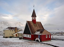 Longyearbyen-Church-2006.jpg
