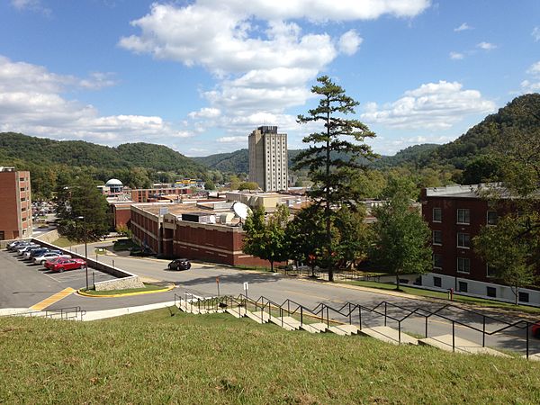 Campus view from West Mignon Hall