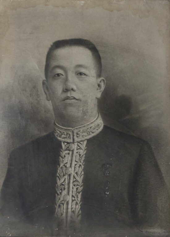 Official portrait of Khouw Kim An, the 5th and last Majoor der Chinezen of Batavia