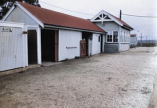 <span class="mw-page-title-main">Manor railway station</span> Former railway station in Victoria, Australia