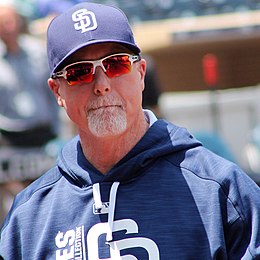 Mark McGwire Padres-coach mei 2017.jpg