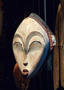 Mask from Gabon Masque blanc Punu-Gabon.jpg