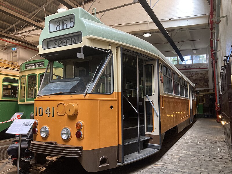 File:Melbourne Tram PCC class 1041 Hawthorn Tram Museum, October 2023.jpg