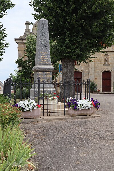 File:Monument aux morts de Gevigney-et-Mercey (Haute-Saône).jpg