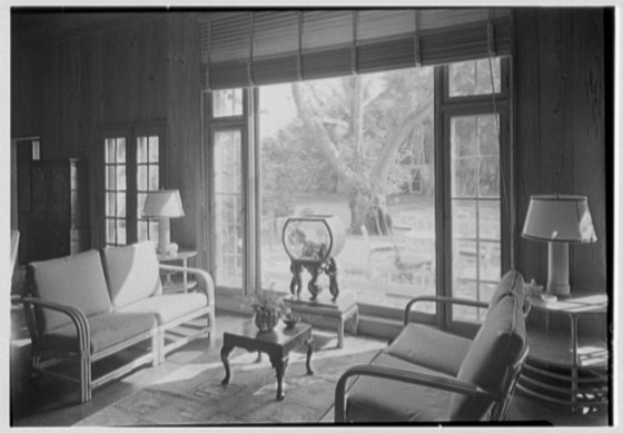 File:Mrs. Benjamin Rogers, Thatchcote, residence in Palm Beach, Florida. LOC gsc.5a04692.tif