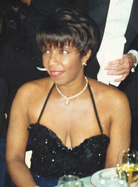 Cole at the 1992 Emmy Awards