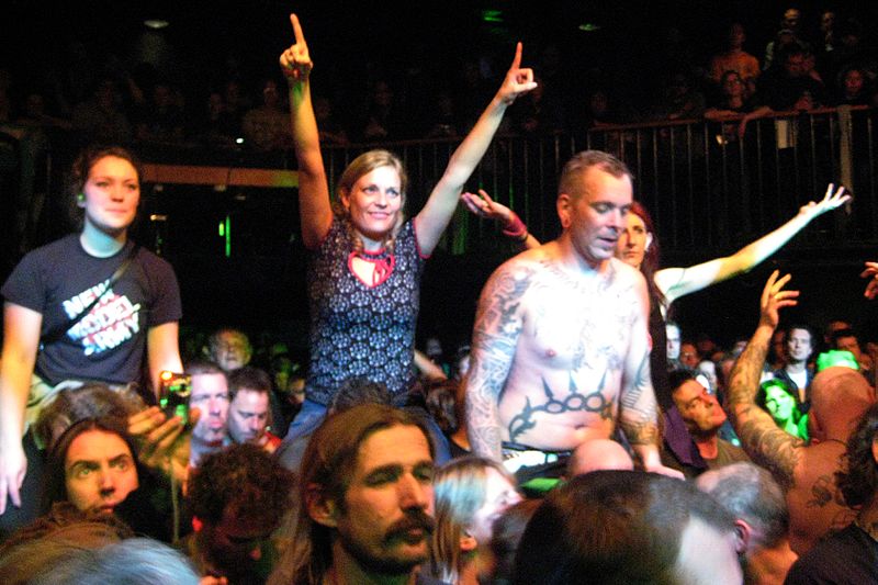 File:New Model Army live at De Melkweg Crowd (6539784017).jpg