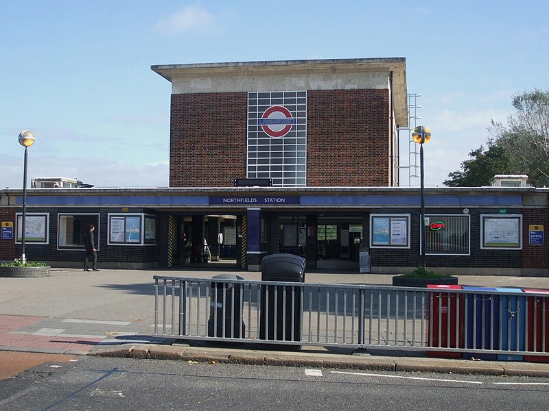 File:Northfields station building.JPG