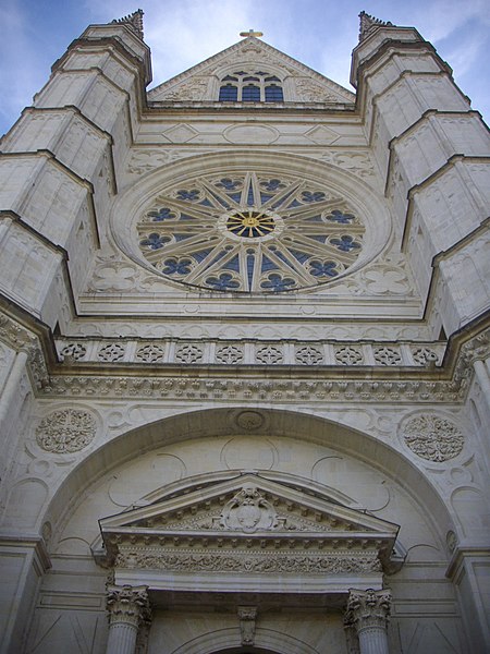 File:Orléans - cathédrale, extérieur (45).jpg