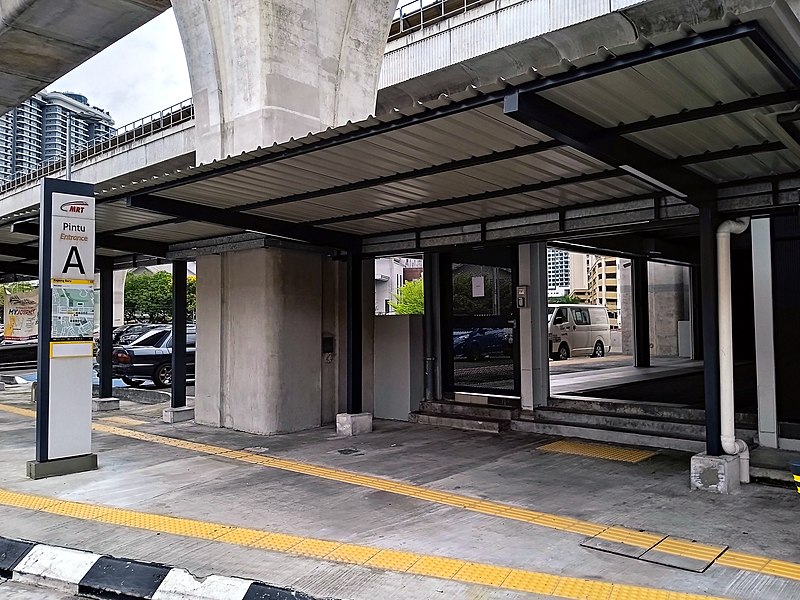 File:PY10 Kepong Baru MRT Entrance A 20221213 115814.jpg