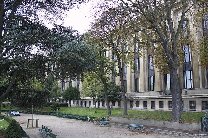 File:Palais de Chaillot (303).jpg