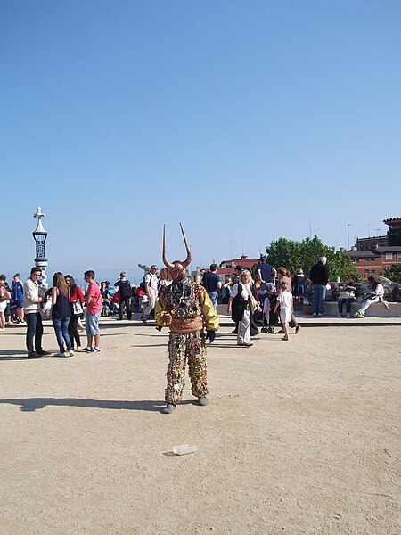 File:Parc Güell, May 2013 - 72.JPG