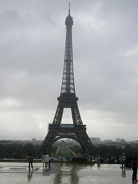 Fail:Paris_Parvis_des_Droits_de_l'homme_20070320_Eiffel_Tower.jpg