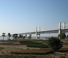 Illustrasjonsbilde av seksjonen Wuhu Yangtze River Bridge