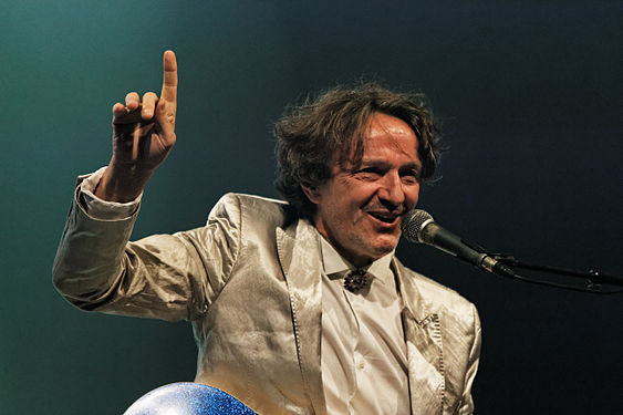 Goran Bregovic en concert à Quimper lors du festival de Cornouaille dans le Finistère, France, le 25 juillet 2013.