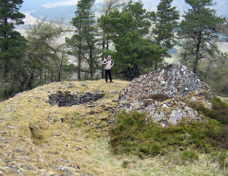 File:Pictish fort in Laggan.jpg