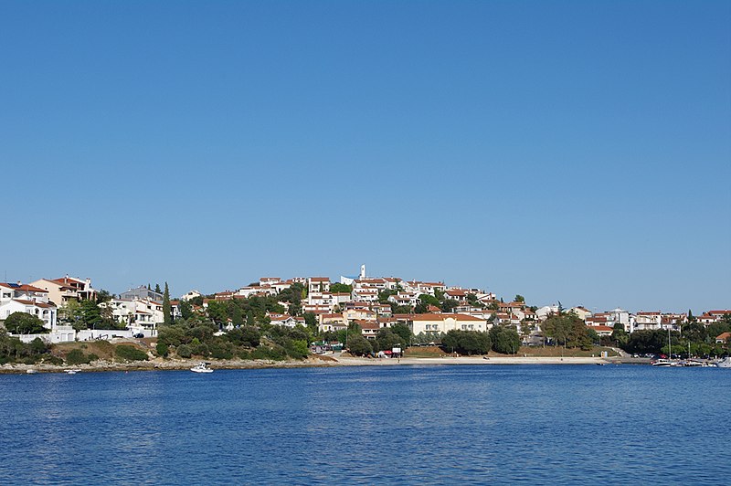 File:Pjescana uvala - panoramio.jpg