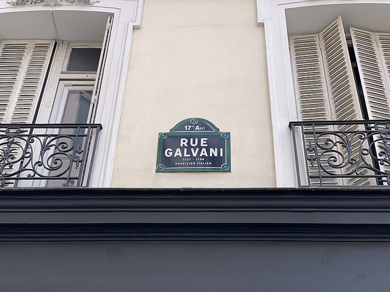 File:Plaque Rue Galvani - Paris XVII (FR75) - 2021-08-22 - 2.jpg