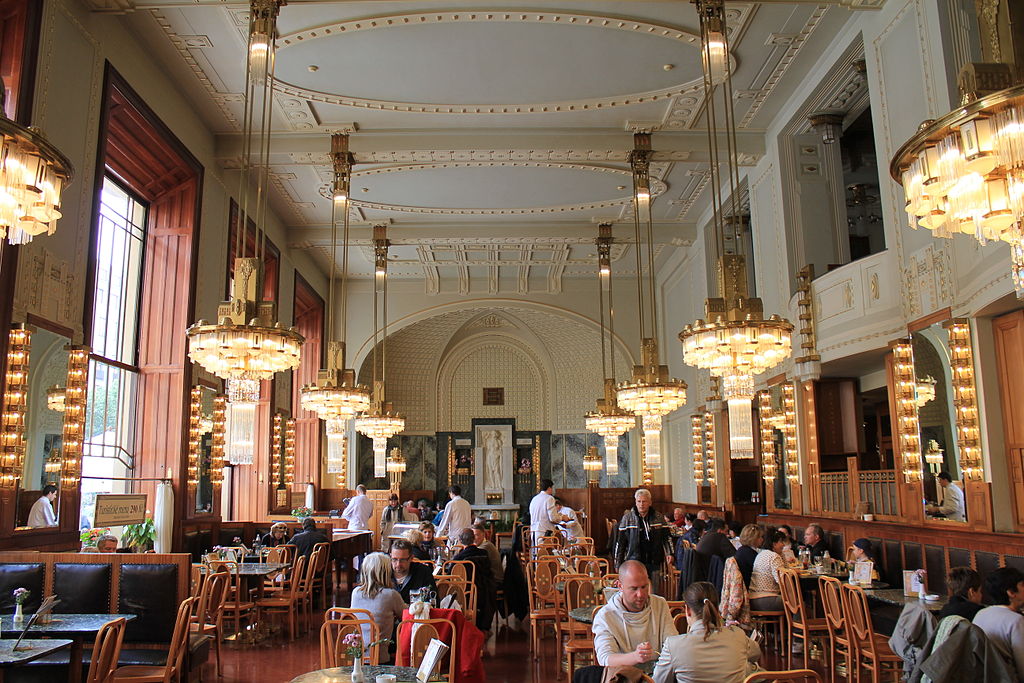 Café de la Maison municipale de Prague - Photo de Øyvind Holmstad