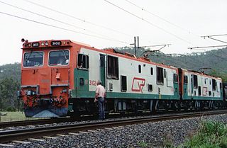 <span class="mw-page-title-main">Queensland Railways 3100/3200 class</span> Class of 63 Australian Bo′Bo′Bo′ electric locomotives