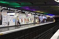 Line 4 platforms