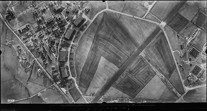 File:RAF Bassingbourn - 29 Dec 1943 2.jpg