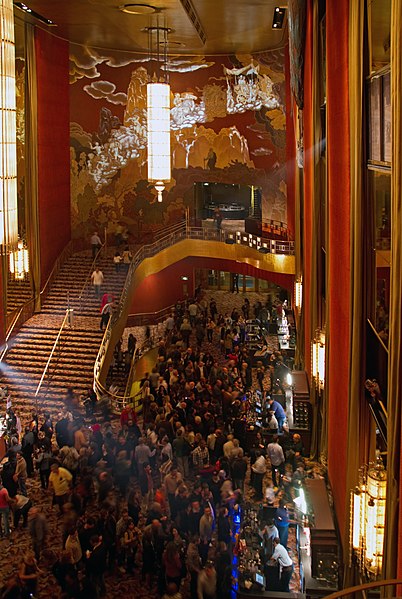 File:Radio City Lobby 1 (6222735962).jpg