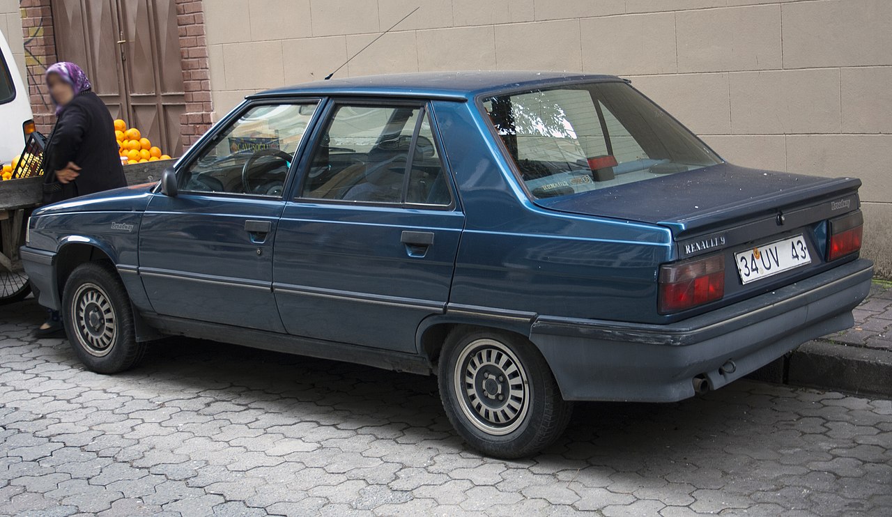 FileRenault 9 Broadway rear.jpg Wikimedia Commons