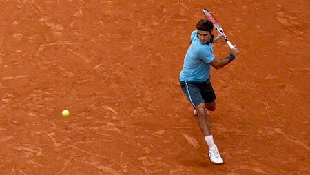 Tập_tin:Roger_Federer_at_the_2009_French_Open_12.jpg