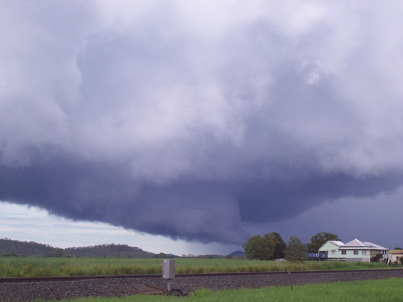 File:Rotating cloud at Calen near Mackay, Australia - panoramio (1).jpg