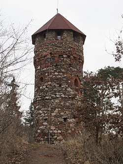 Rozhledna nad vsí Libyně (2014)