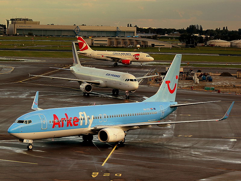 File:SCHIPOL AIRPORT AMSTERDAM SEP 2012 (8027826943).jpg