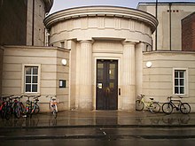 Entrance to the Bodleian Art, Archaeology and Ancient World Library designed by Robert Adam. Sackler Library, Oxford-224027623.jpg