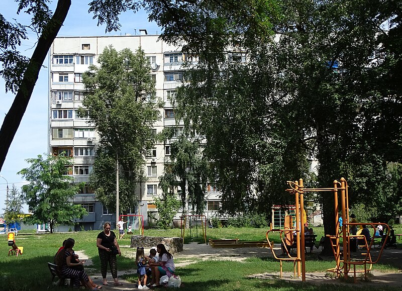 File:Saltovka Scene - Saltovka Residential District - Kharkiv (Kharkov) - Ukraine - 01 (42185640050).jpg