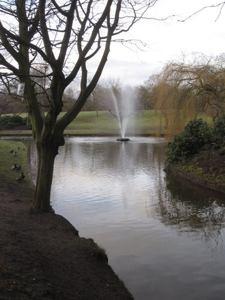 File:Sefton Park - fountain south of the bandstand - geograph.org.uk - 1710666.jpg