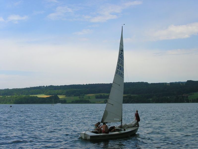 File:Segelboot auf Hallwilersee - panoramio.jpg