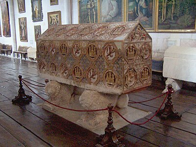 Sepulcro de Alfonso de la Cerda en el monasterio de las Huelgas de Burgos.