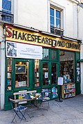 Shakespeare and Company, Paris 1.jpg