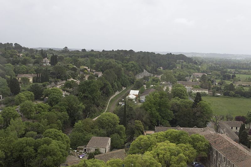 File:Sommières - Vue depuis le sommet de la Tour Carrée (Chemin de fer).jpg