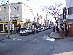 Ulica Južne Temze u Newportu RI.jpg